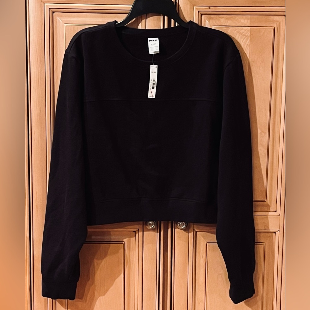NWT PINK VS Ivy Fleece Yoke Seam Crewneck Sweatshirt - Picture 6 of 15